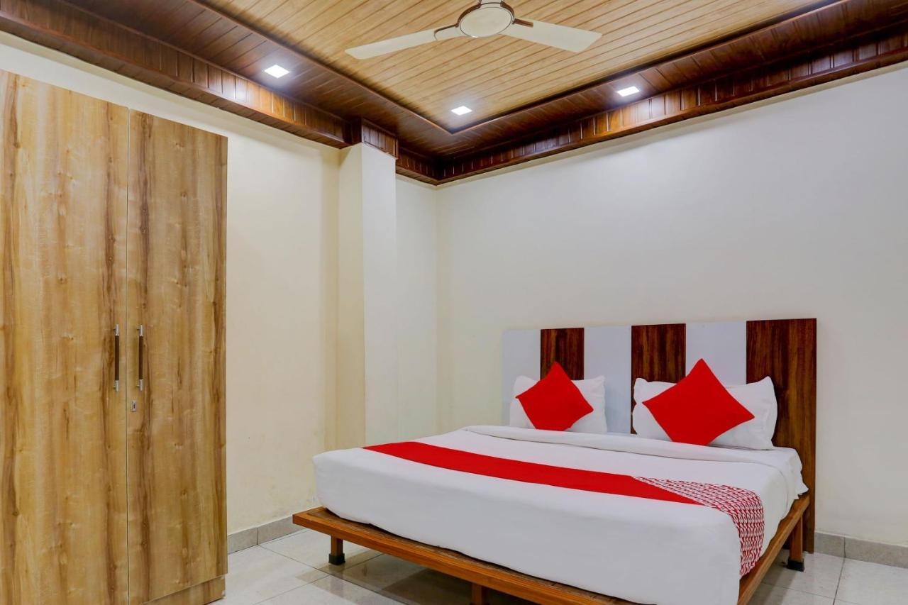Hotel O Family Deluxe New Delhi Ngoại thất bức ảnh