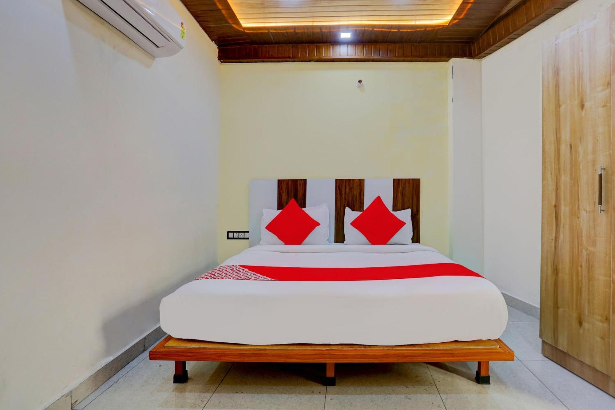 Hotel O Family Deluxe New Delhi Ngoại thất bức ảnh