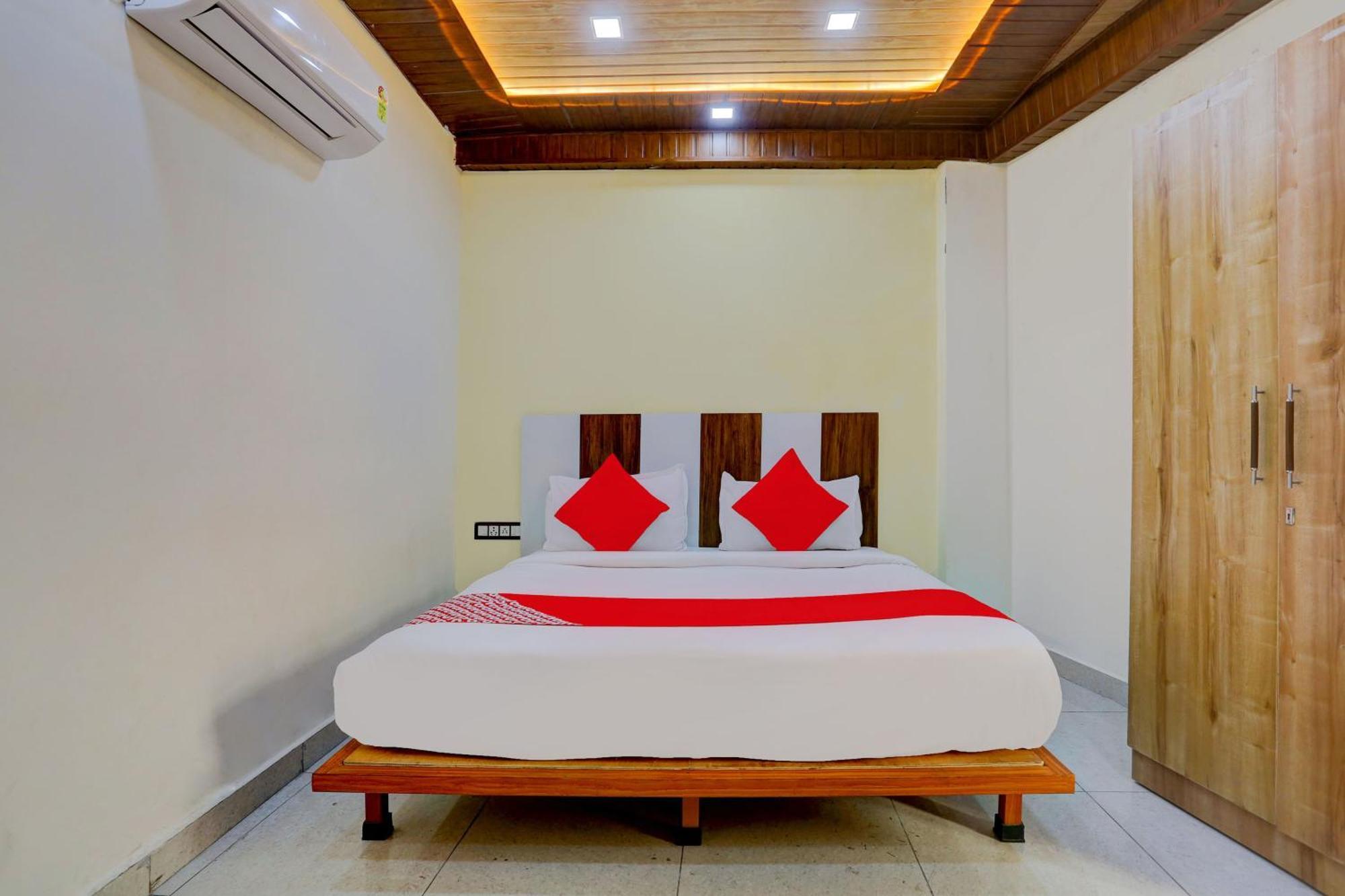 Hotel O Family Deluxe New Delhi Ngoại thất bức ảnh