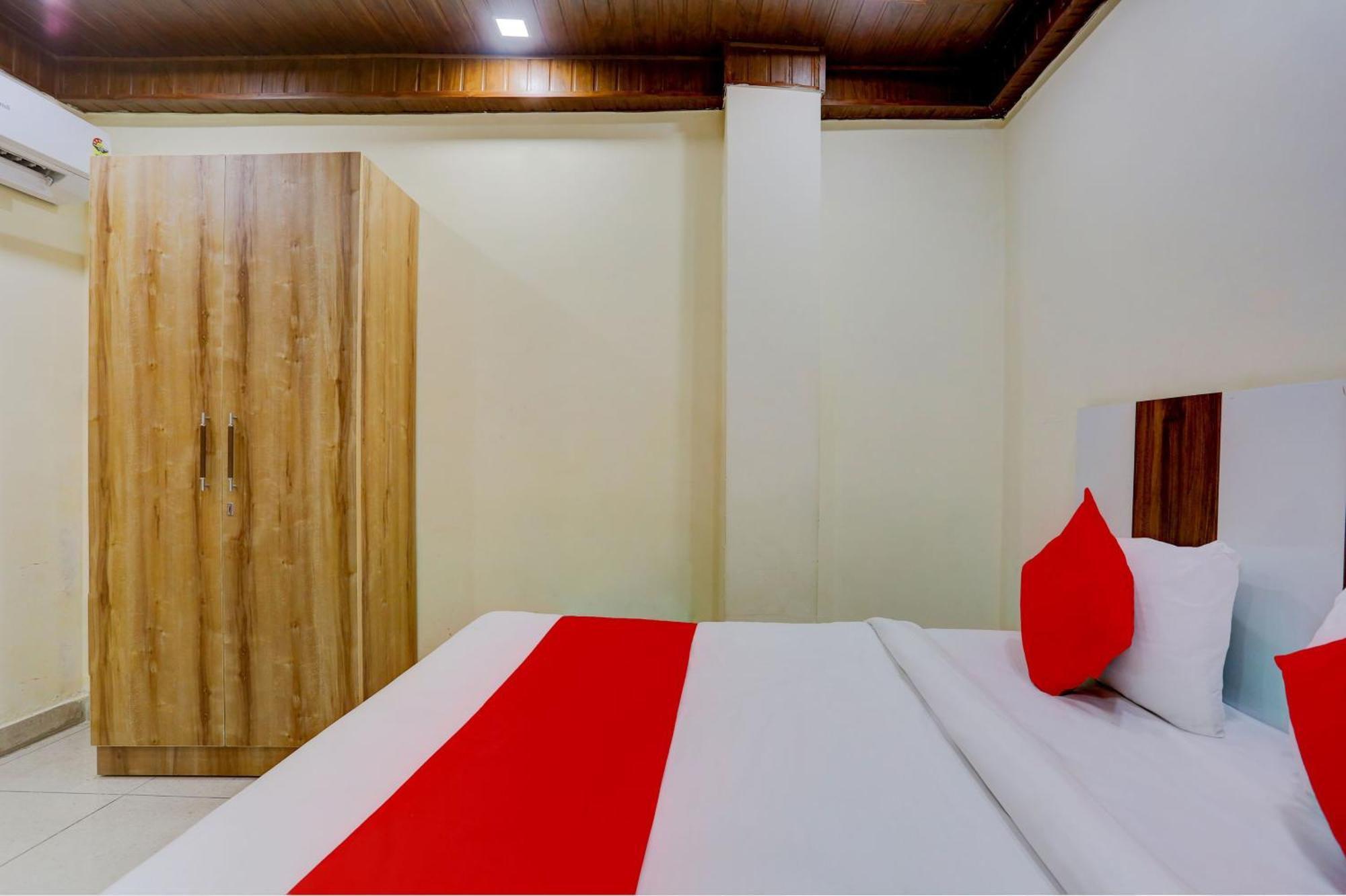Hotel O Family Deluxe New Delhi Ngoại thất bức ảnh
